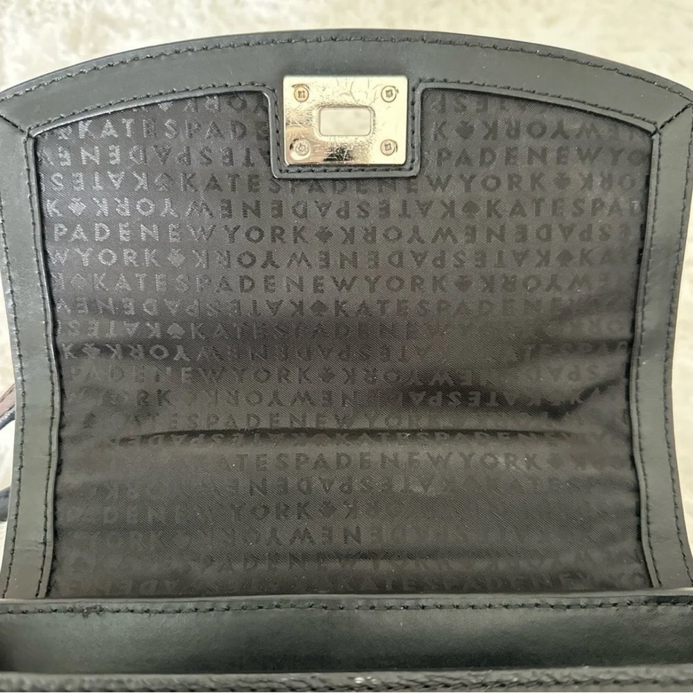 Kate Spade Pearl Purse - Picture 5 of 8